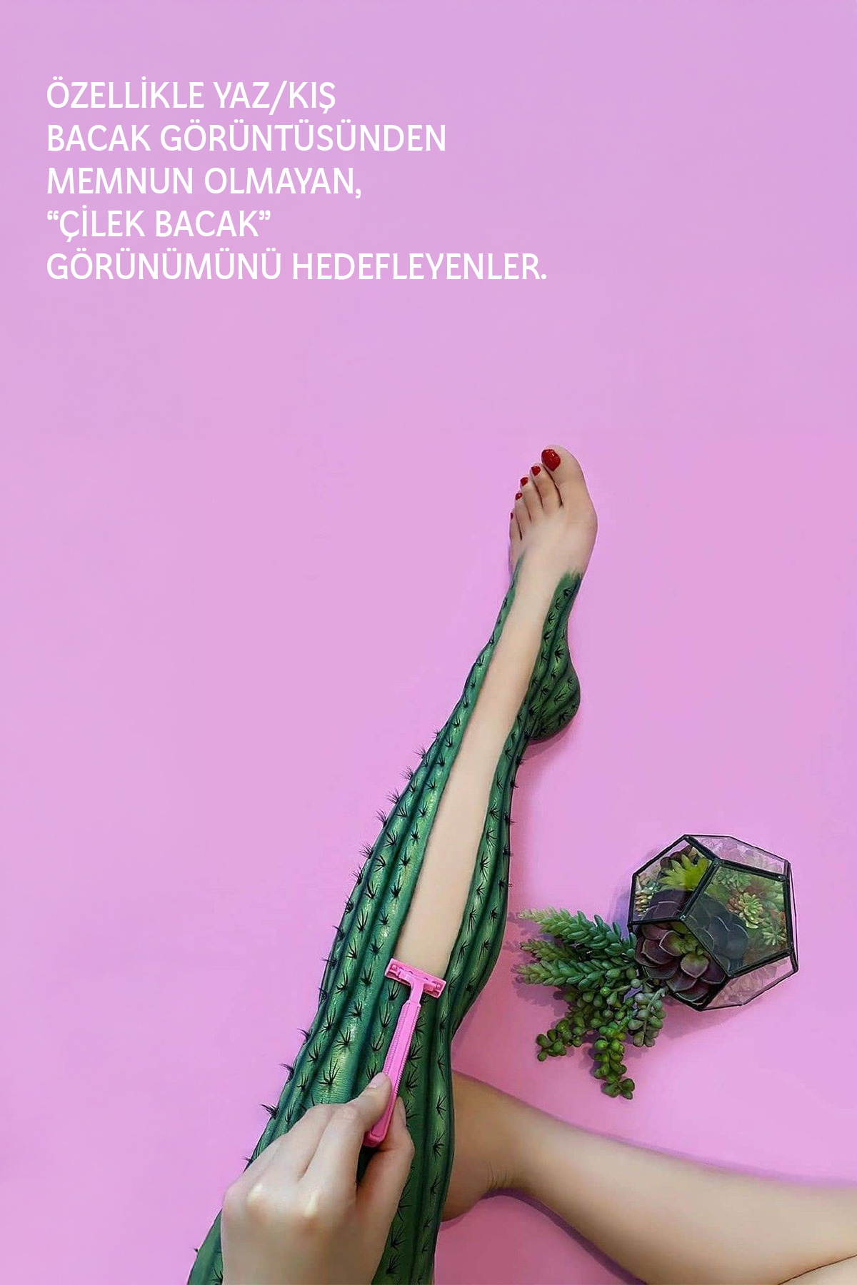 Nalan Sultan | Çilek Bacak Pelling |Yosun İçerikli Batık Giderici, Süper Besinli Spirulina Etkisi, Bitkisel (230 ml)